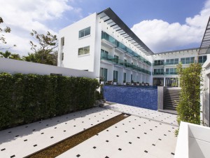 Kc Beach Club & Pool Villas