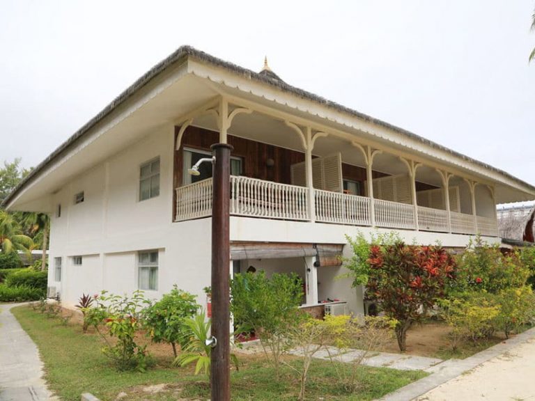 La digue island lodge