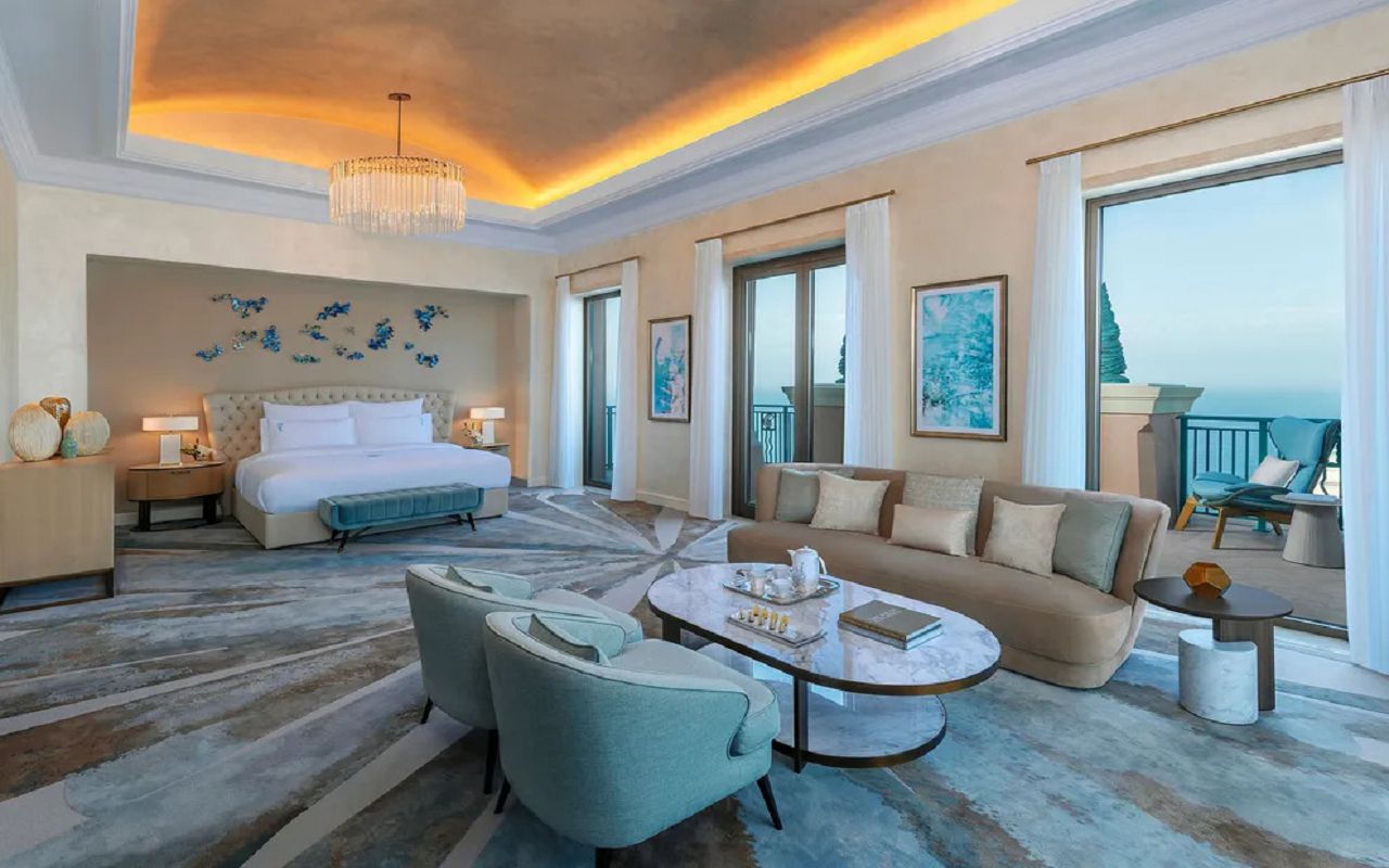 AnyConv.com__GrandAtlantisSuite-Interior-BedroomWithBalcony