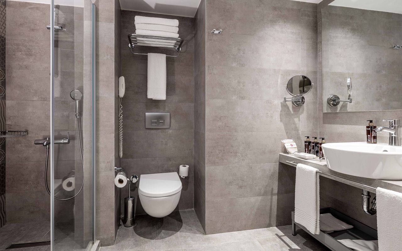 Barut Hemera Deluxe Swim Up-10