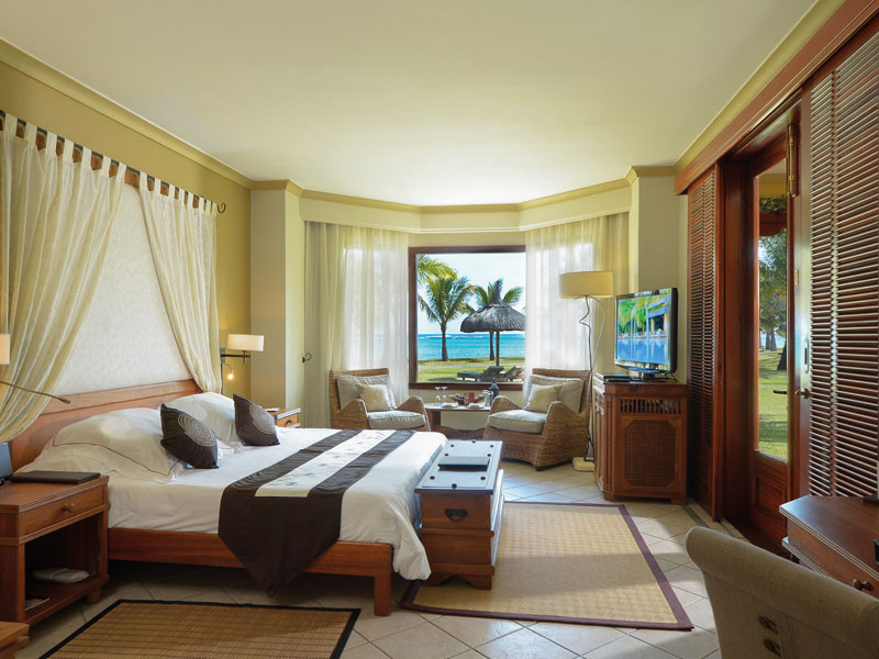 Club-Junior-Suite-Beachfront