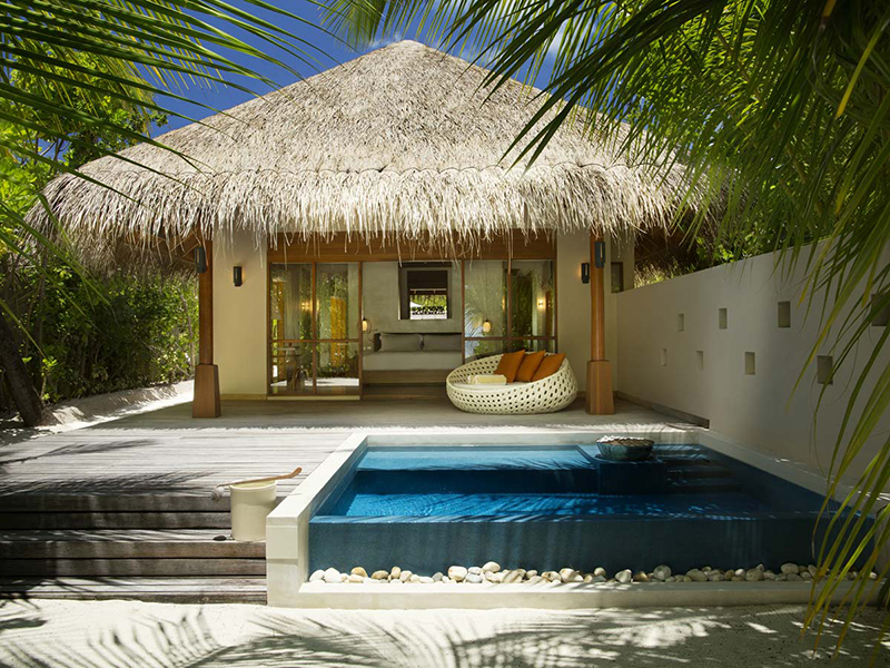 Deluxe Beach Bungalow with Pool