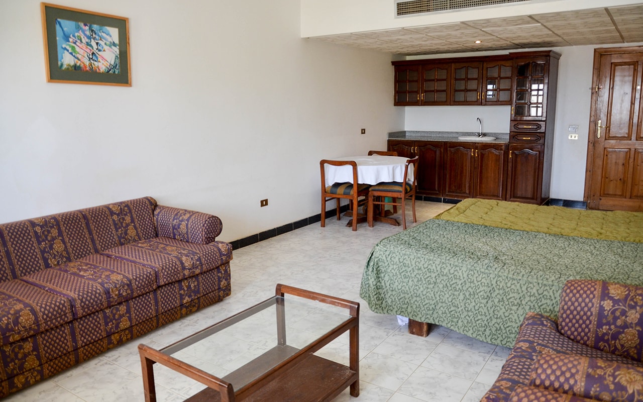 Family-Room_05