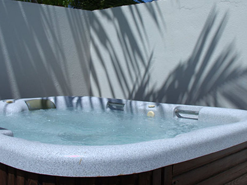 Jacuzzi-Villa2