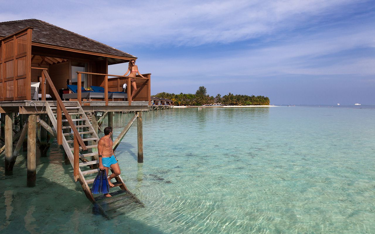 Jacuzzi Water Villa (3)