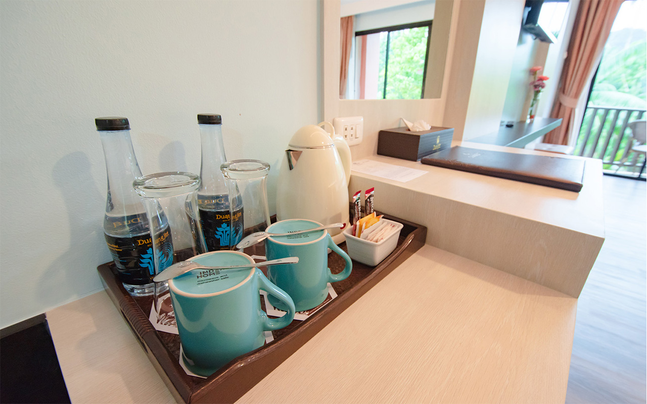 Premier Deluxe Room (3)