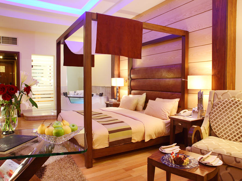 Royal Savoy Junior Suite (1)