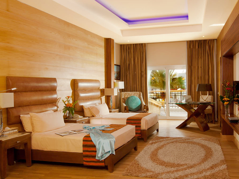 Royal Savoy Junior Suite (4)