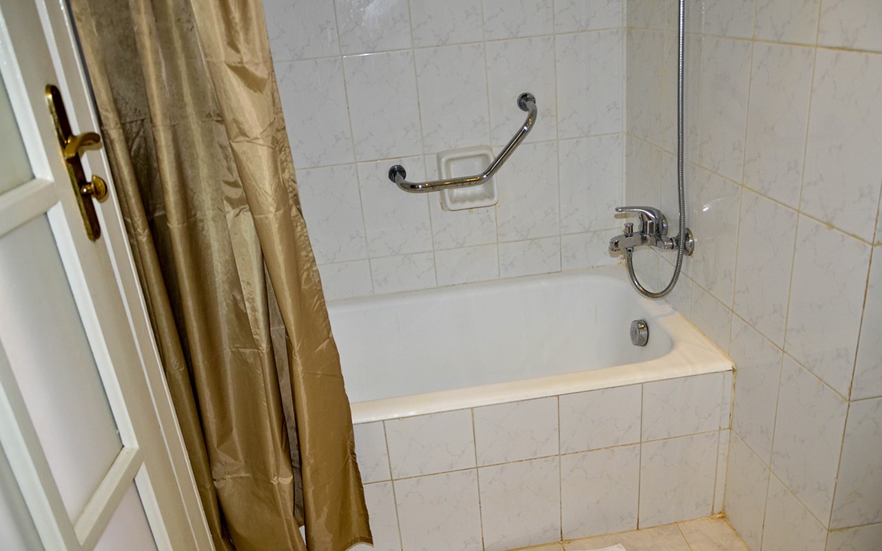 Standard-Room_08