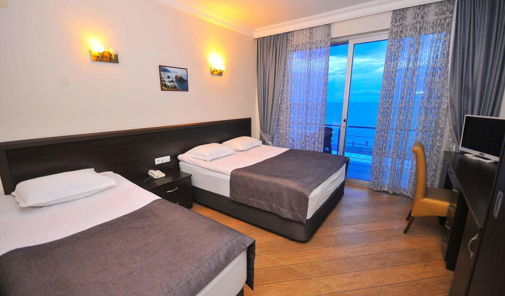 Standard Triple Room with Balcony