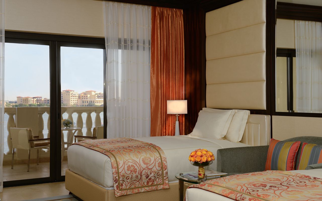 The Ritz-Carlton Abu Dhabi Grand Canal, Deluxe Twin - Copy