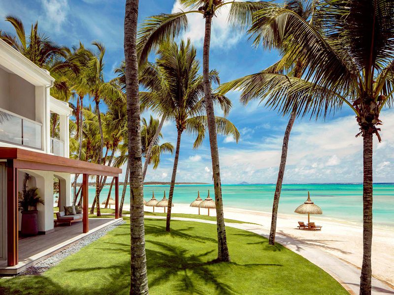 Two-Bedroom Beachfront Suite