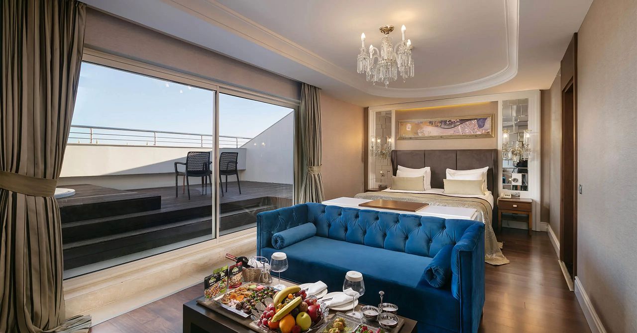 dobedan-exclusive-belek-hotel-one-bedroom-suit-slider