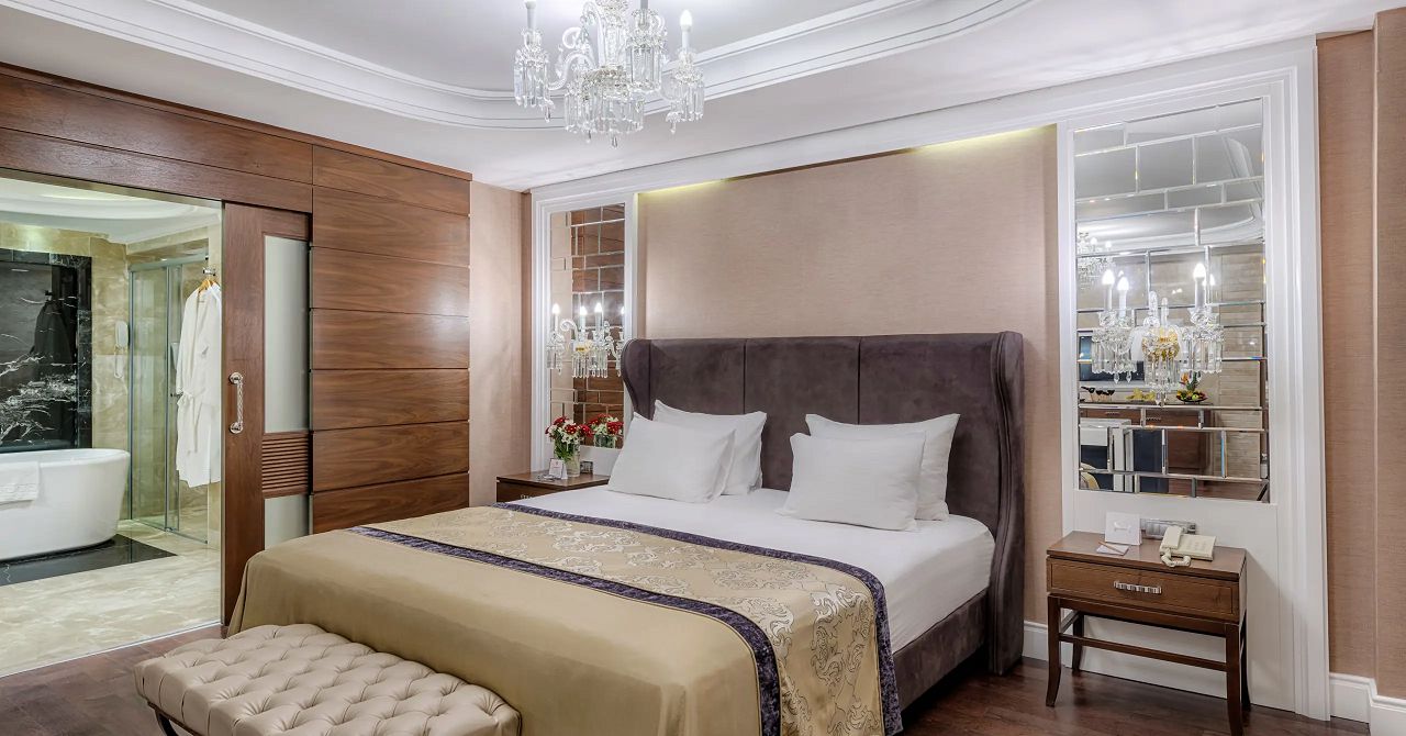 dobedan-exclusive-hotel-belek-odalar-royal-suit-slider8-min