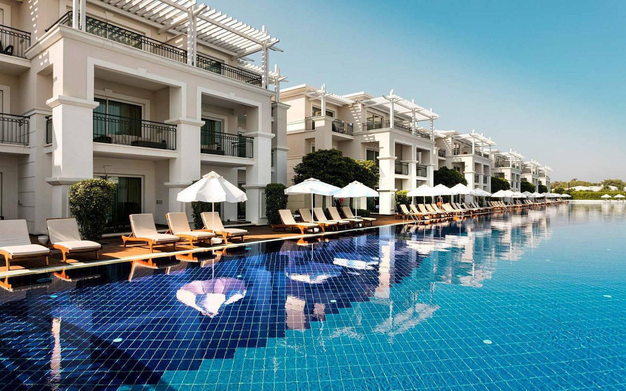 titanic-deluxe-golf-belek-family-pool-balcony-suite-7