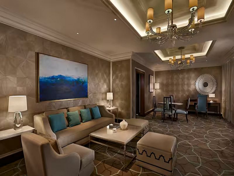 waldorf-astoria-ras-al-khaimah-tower-suite-living-room-december-2013