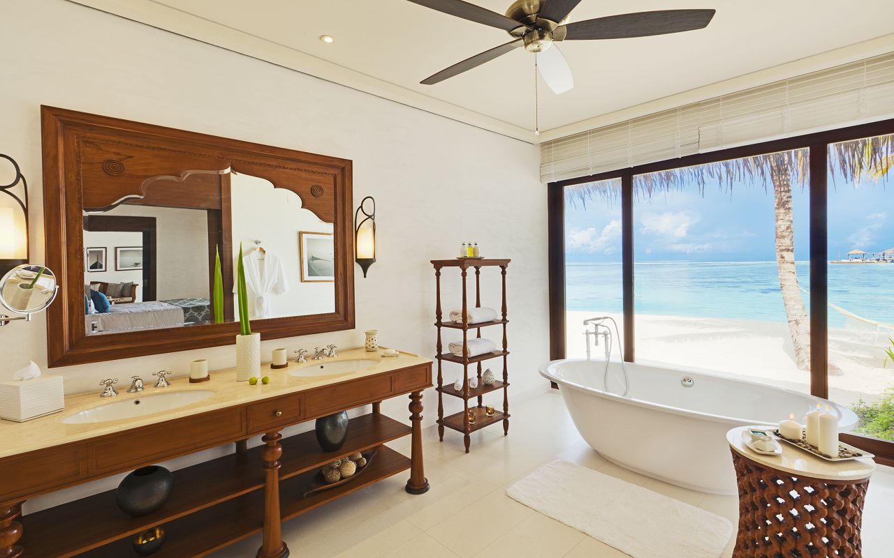 Beach Villa - Bathroom (FH1109)