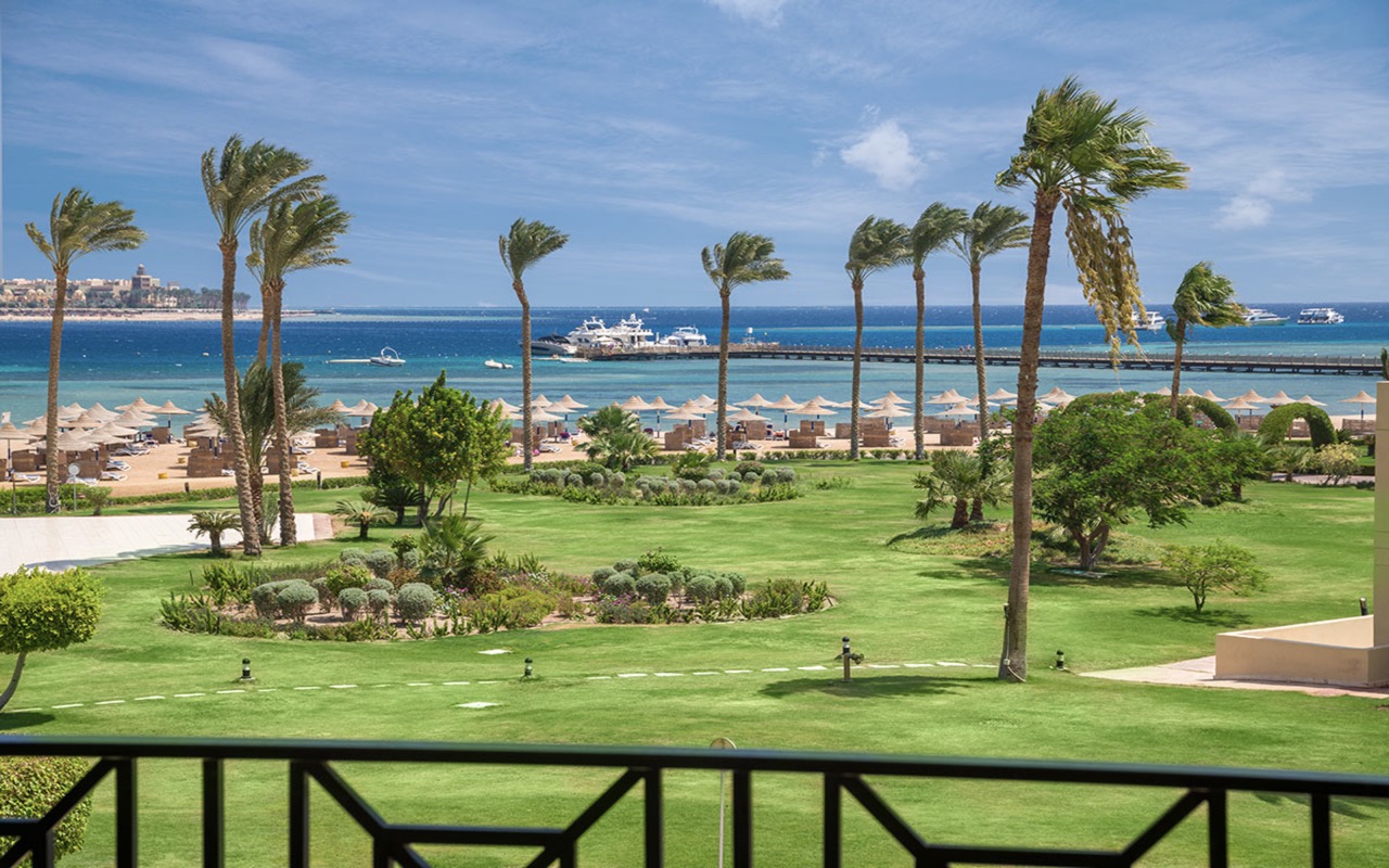 Standard-Room-Sea-View-4 (1)