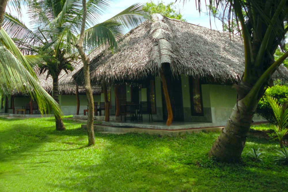 lagoon-cabana-view-i-1000x667