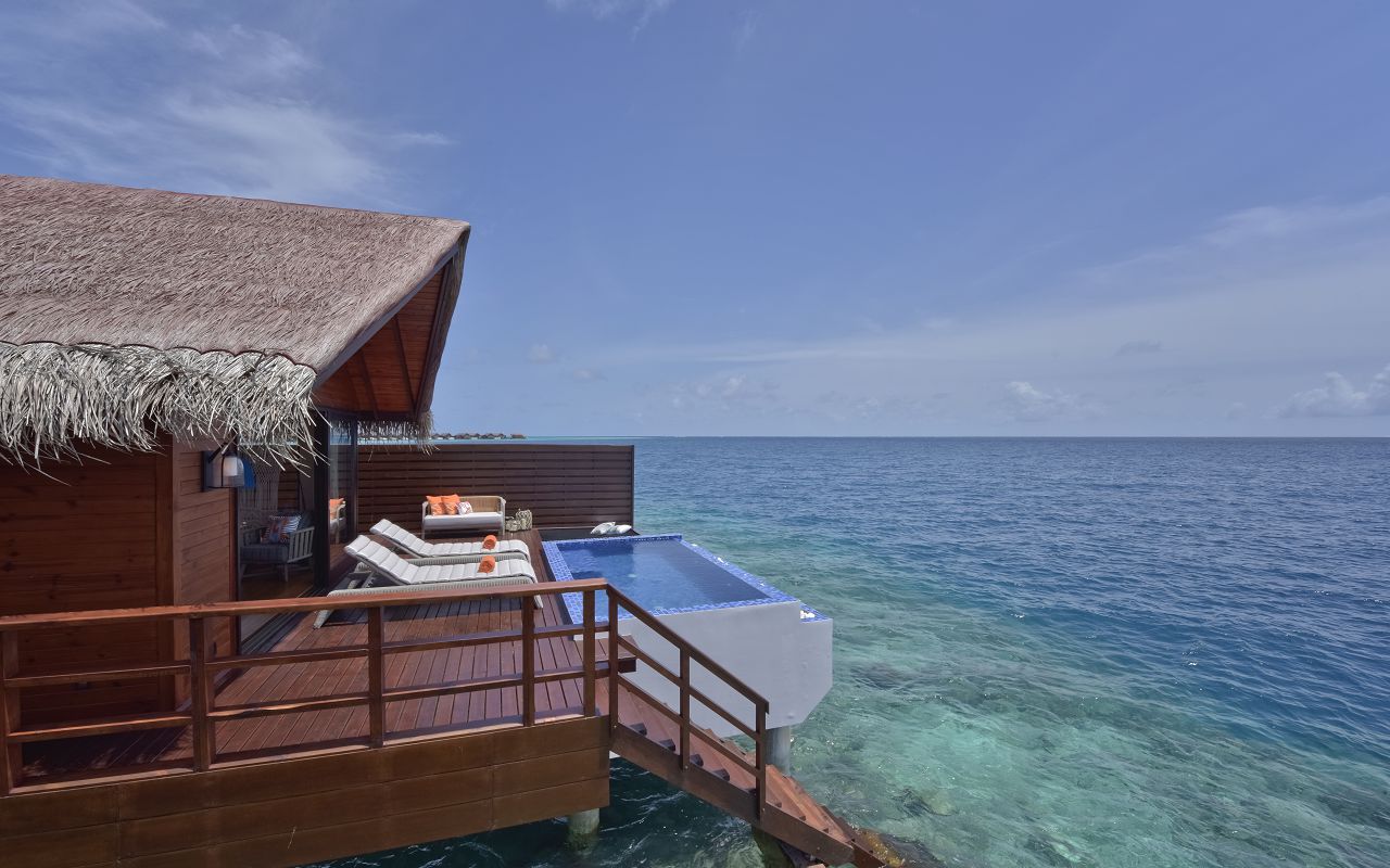 Ocean Pool Water Villa (7)