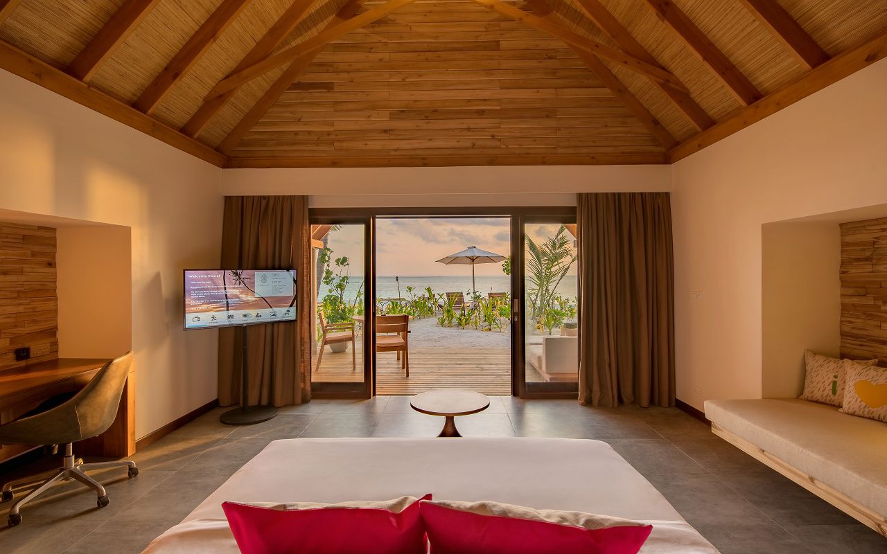 BEACH VILLA INTERIOR 01