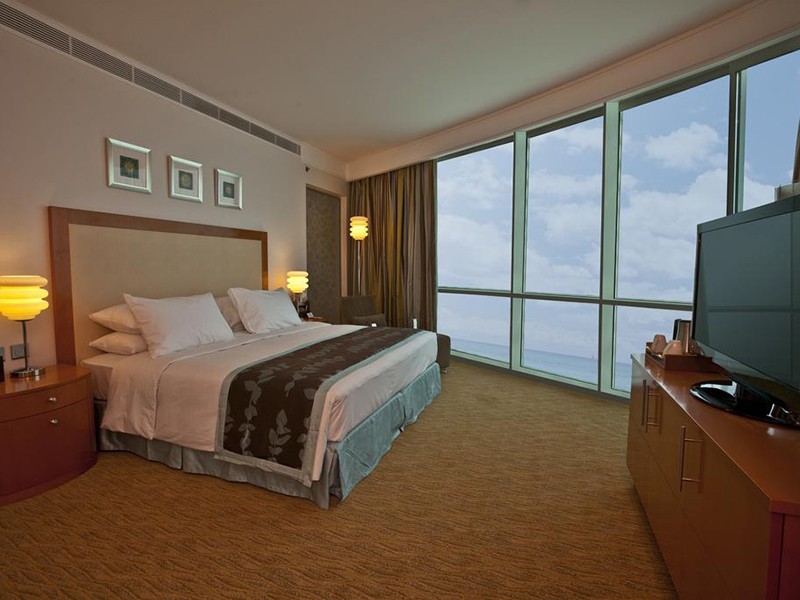 Panoramic Suite with Sea View and Executive Lounge Access (1)