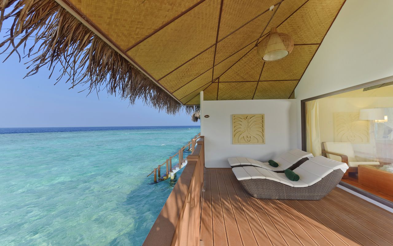 DL-HRES-Dreamland_Water_Bungalow_12