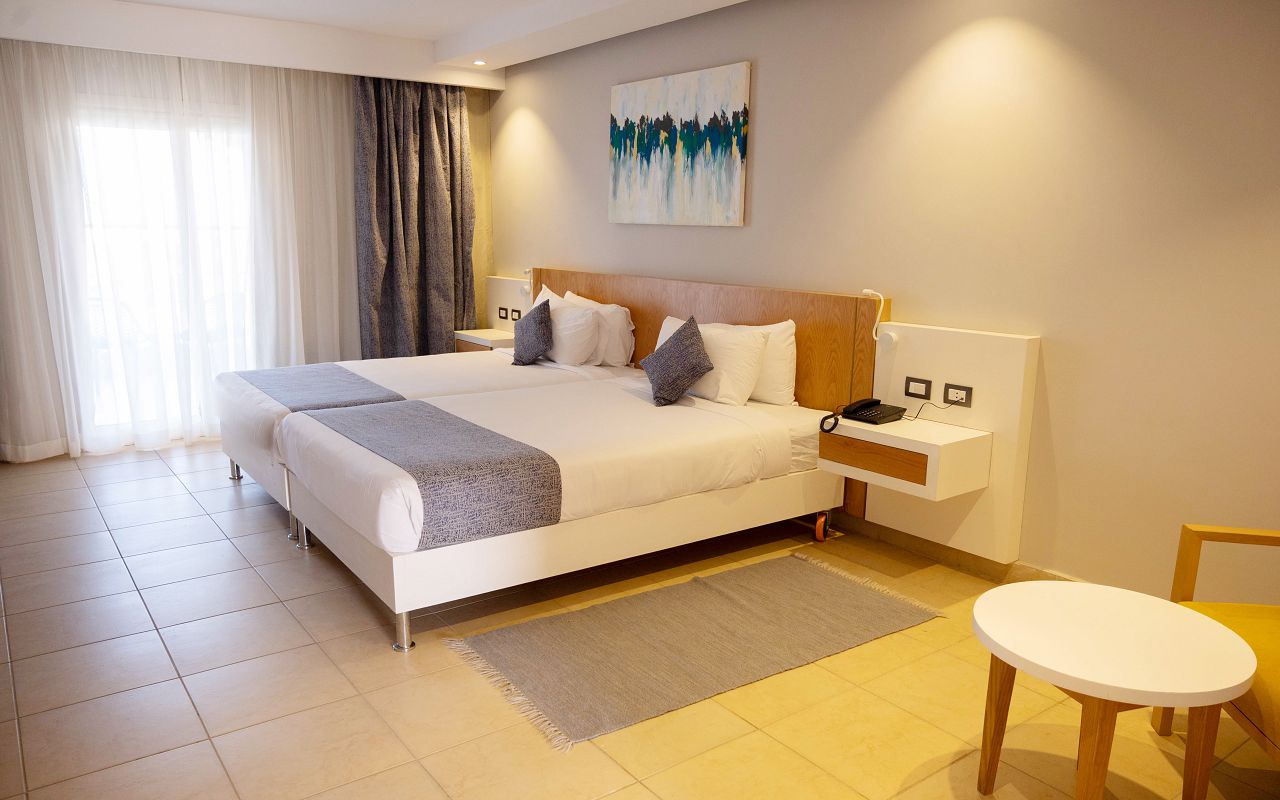 1) twinbed