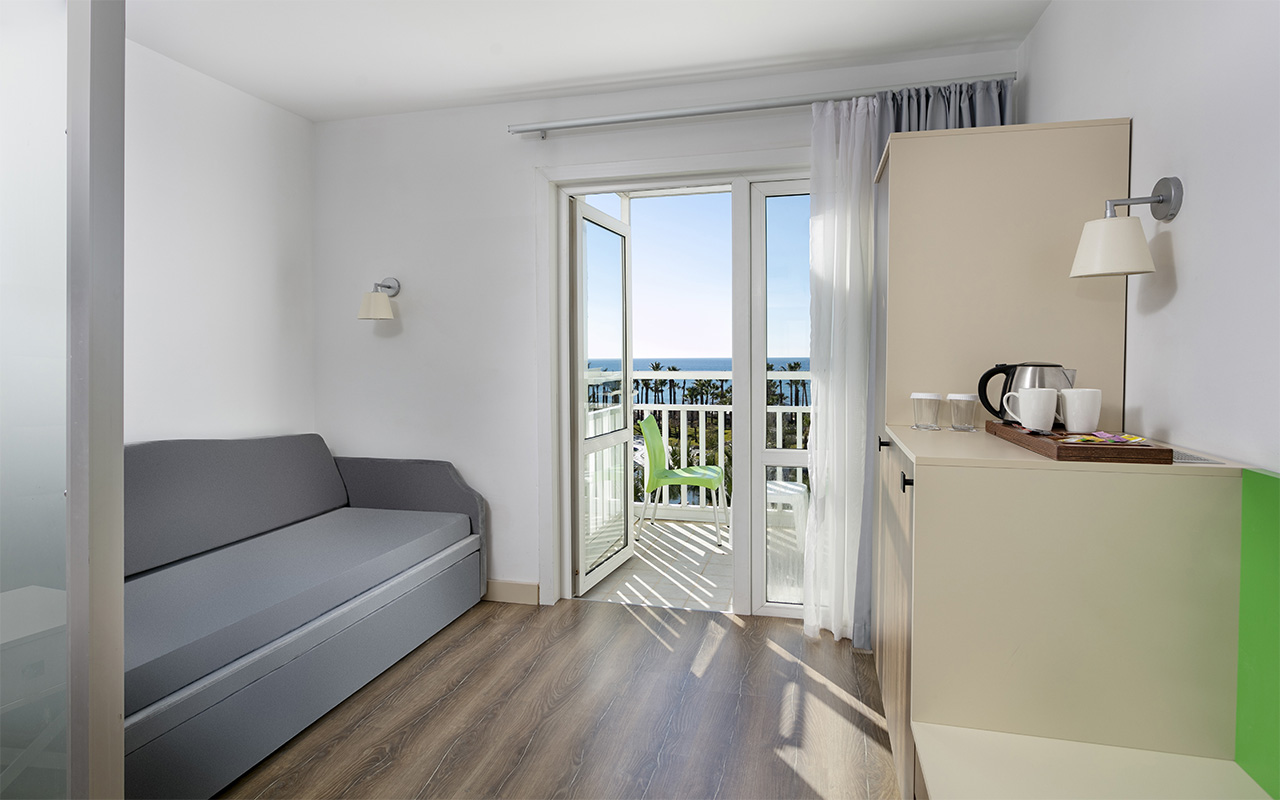 Hotel Side Sea View Room (5)