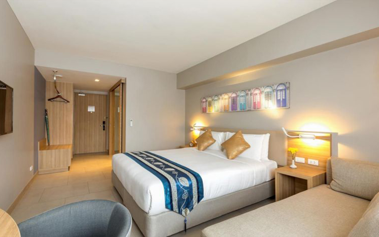 Deluxe Room 2