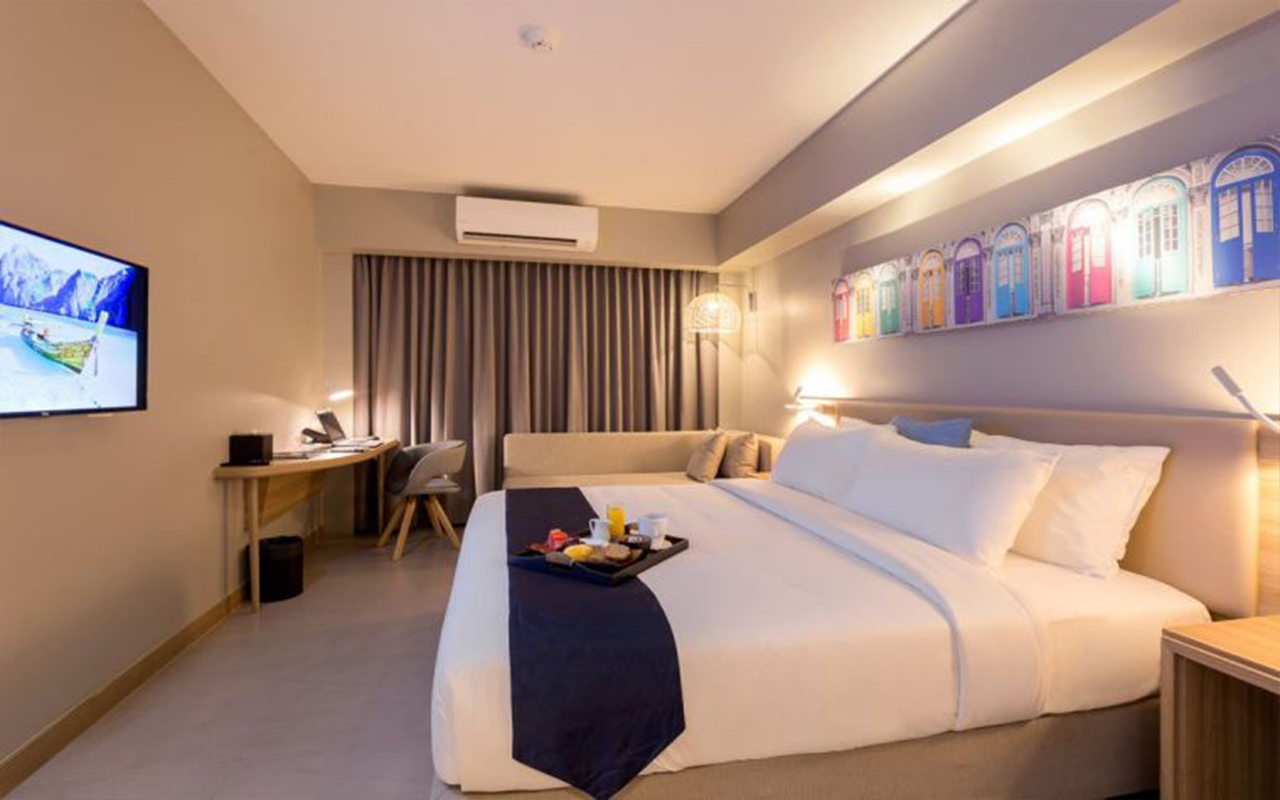Deluxe Room 3