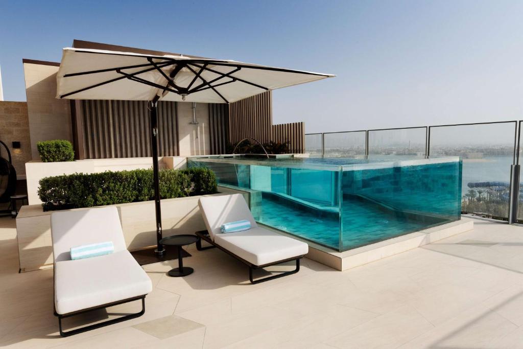 Sky Pool Villa Sea or Palm View (4)