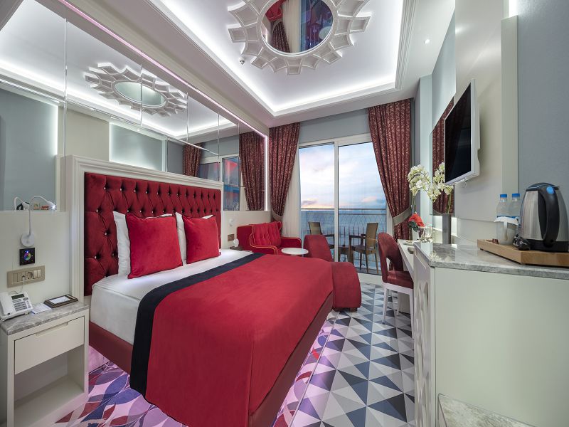 Standard Love sea view1