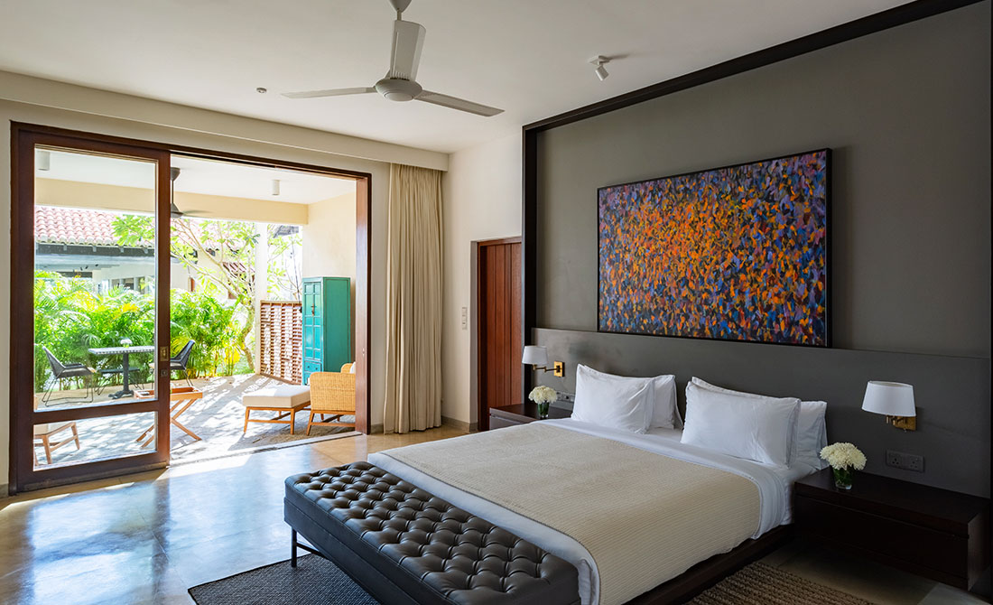 premier-rooms-downstairs-1