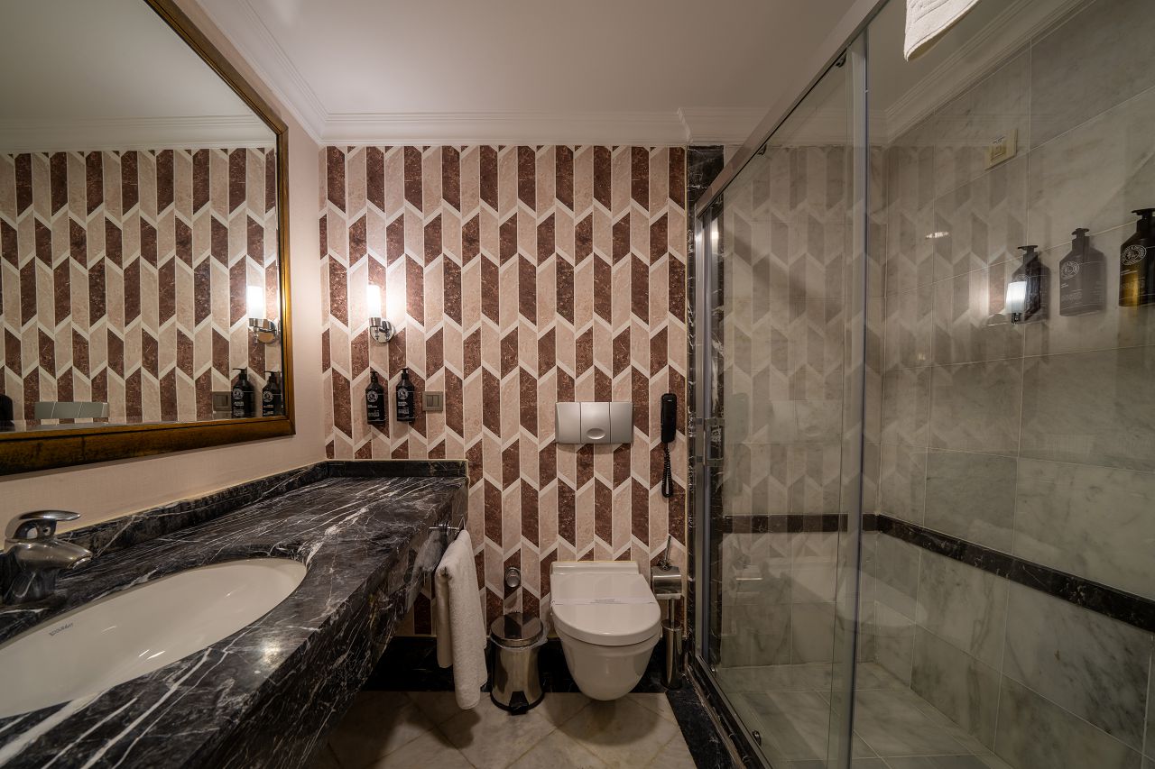 TNO_MainBuilding SwimUp_Bath_1