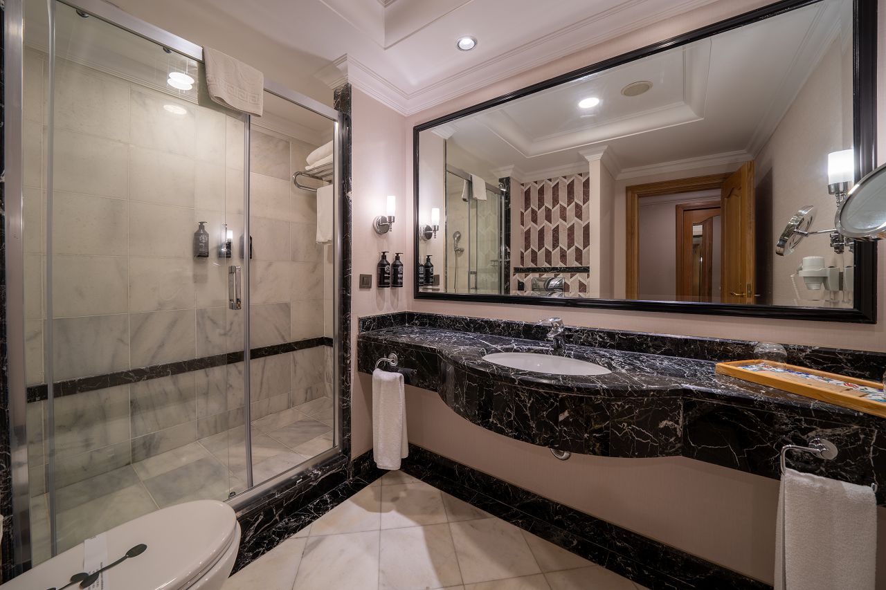 TNO_MainBuilding_SideSea_Bathroom_2