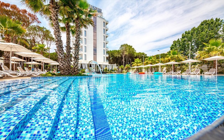 Тур на отдых в отеле Henry Resort & Spa 5* в Дуррес, Албания, цены на ...