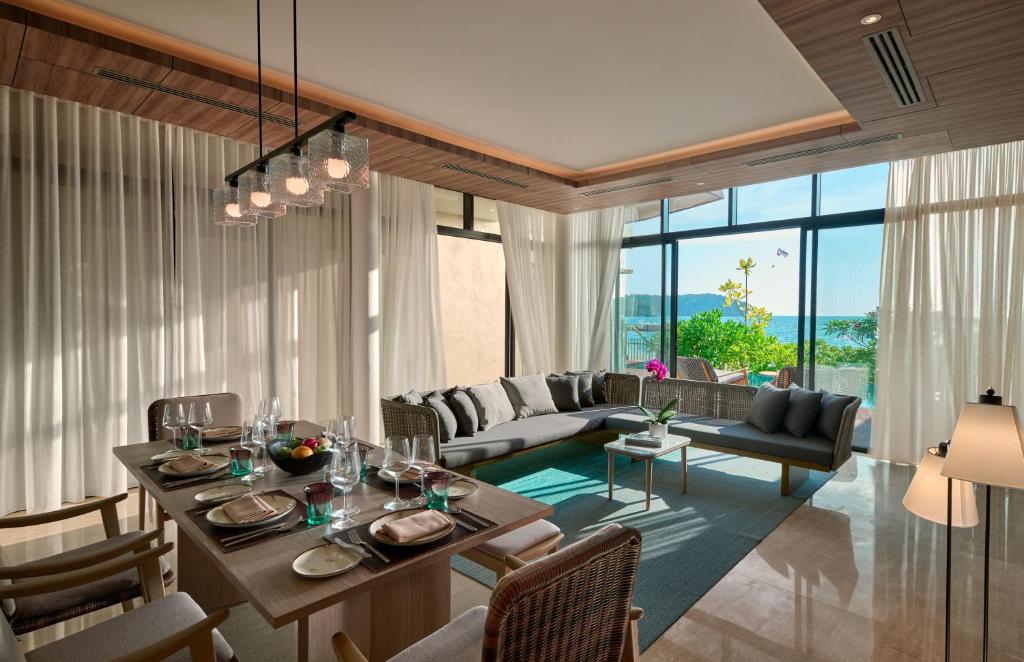 Two Bedroom Ocean View Villa (2)