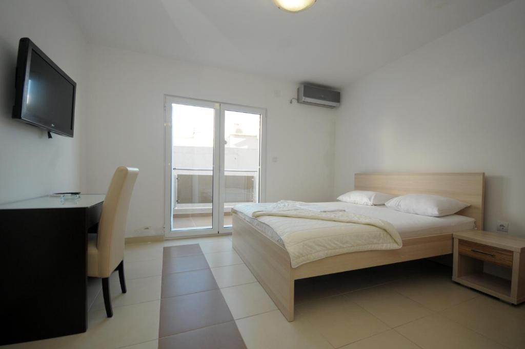 Double Room 4